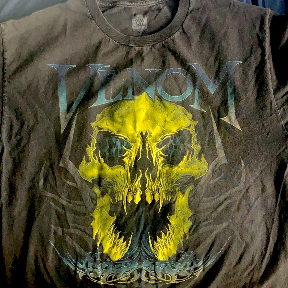 Vintage WWE Randy Orton “Venom” Graphic Tee (L)